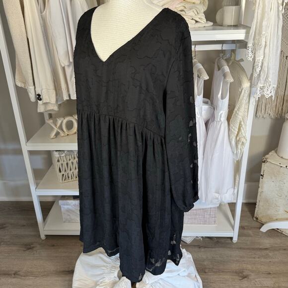 Maurices Plus sz. 3X black dress textured lace. elasticized career, funeral 3773 - Picture 2 of 8